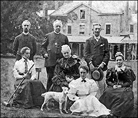 The Newmans with relatives and guests 1880s