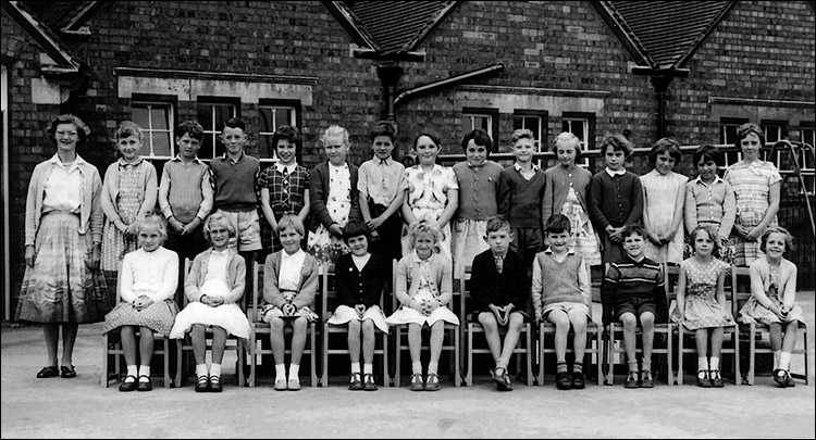 Burton Latimer Council School - Miss Ireson's Class early 1960s