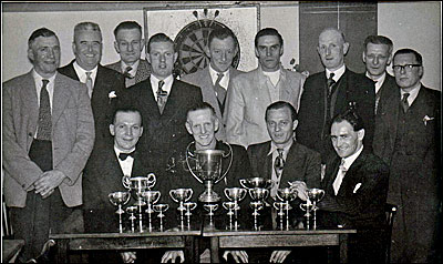 Horse & Groom 1950s darts team
