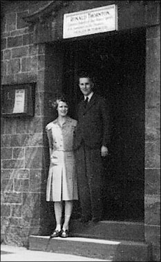 Ron and Betty Thornton outside the Dukes Arms in 1946