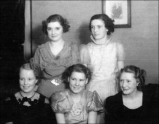 Audrey Larratt on right of picture (1938 Queen)