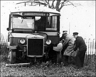 A Timson's bus in a bit of trouble in Polwell Lane - 1930s 