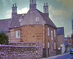 Denton's Farm in the High Street - photo taken early 1960s