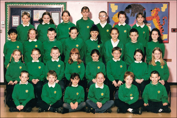 Meadowside Junior School 2000-1 - Class : 5G