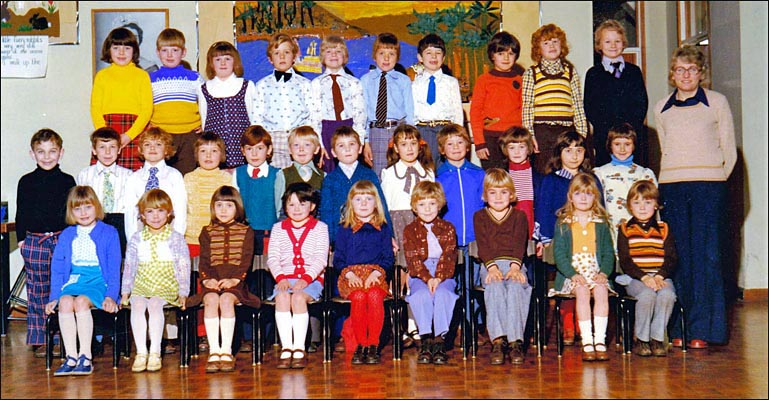 Miss Hardwick's class 1975