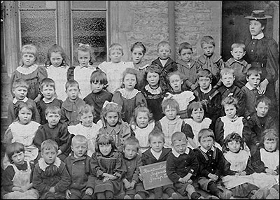 Photograph of Church School Infants with teacher in 1901