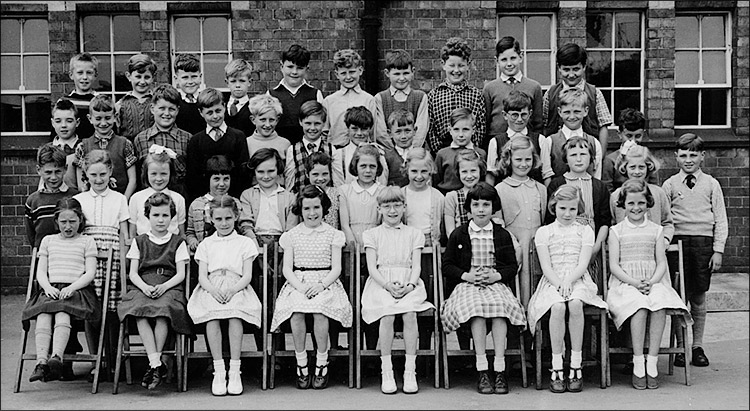Burton Latimer Council School - Miss Clipson's Class 1957-58