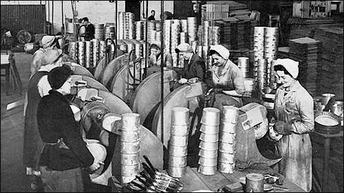 Alumasc workers polishing Holloware pans in the late 1940s