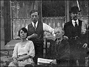 Oliver and Lucy Tailby with parents