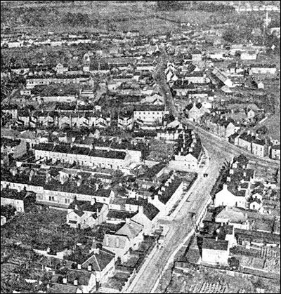 Aerial photo of Burton Latimer from the south, 1974