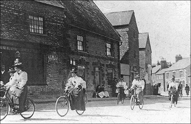 Possibly the first ever ladies bicycle race through Burton Latimer (1890's)
