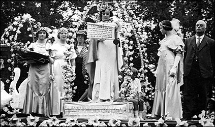 Burton's first Gala Queen ceremony