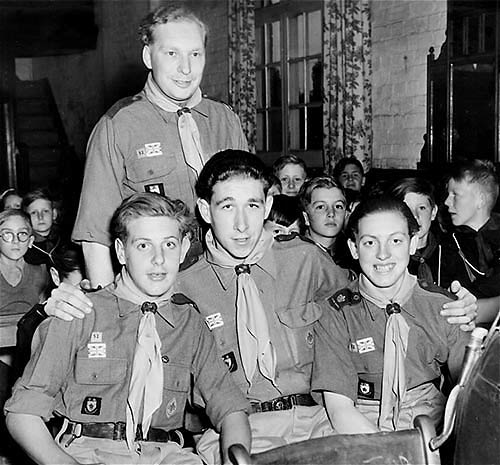 Scout representatives at 7th World Jamboree - Standing: John Arnold, Front: Gordon Ayre, Malcolm Thurlow, James Arnold