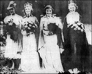 The 3 Trade Queens shown on the right of the photograph