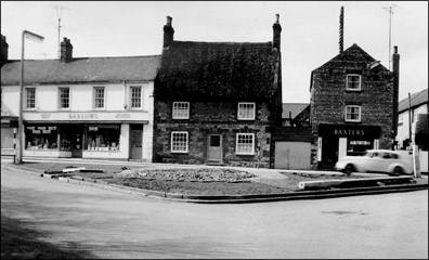 View of The Cross in 1962, with the memorial removed.