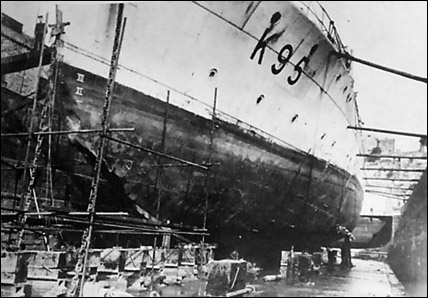 HMS Dianthus - damage caused to the keel by the ramming of German submarine U-379