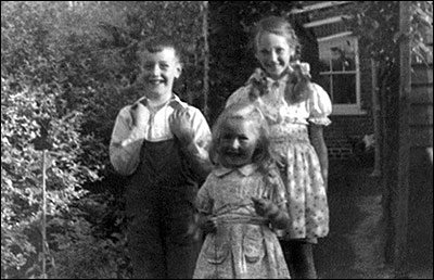 Neville Sumpter pictured in 1942 at Station Road with cousins Angela (older) and Pamela (younger) in 1942.